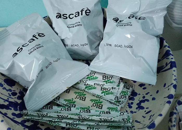 Double Room, Air Conditioning, Bathroom, In The Center Of Calabria N6752 Couette-café 3*