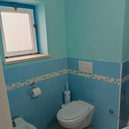 Double Room, Air Conditioning, Bathroom, In The Center Of Calabria N6752