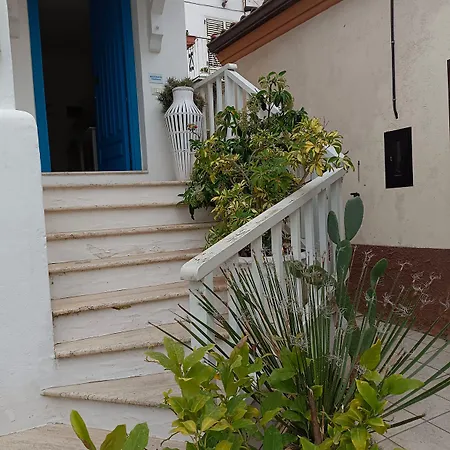 Double Room, Air Conditioning, Bathroom, In The Center Of Calabria N6752