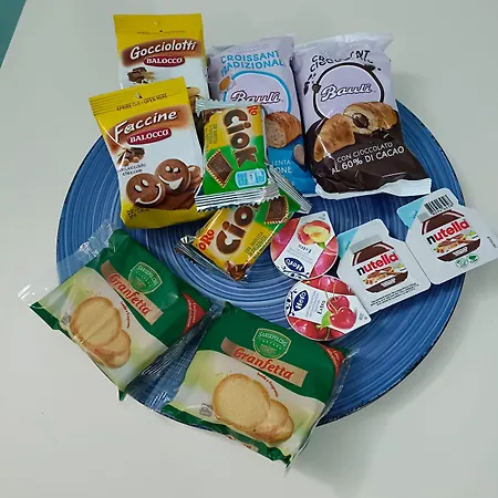 Double Room, Air Conditioning, Bathroom, In The Center Of Calabria N6752 3*