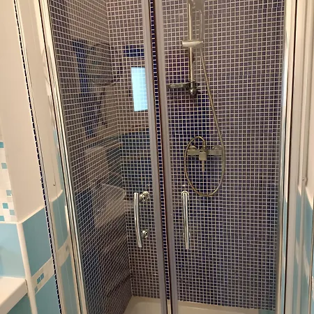 Bed & Breakfast Double Room, Air Conditioning, Bathroom, In The Center Of Calabria N6752 Tropea