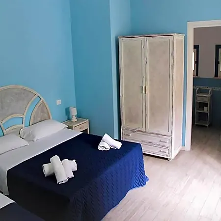 Bed & Breakfast Double Room, Air Conditioning, Bathroom, In The Center Of Calabria N6752 Tropea
