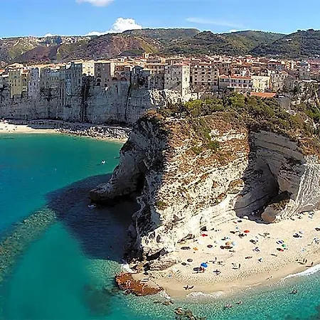 Bed & Breakfast Double Room, Air Conditioning, Bathroom, In The Center Of Calabria N6752 3*