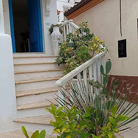 Double Room, Air Conditioning, Bathroom, In The Center Of Calabria N6752 3* Tropea