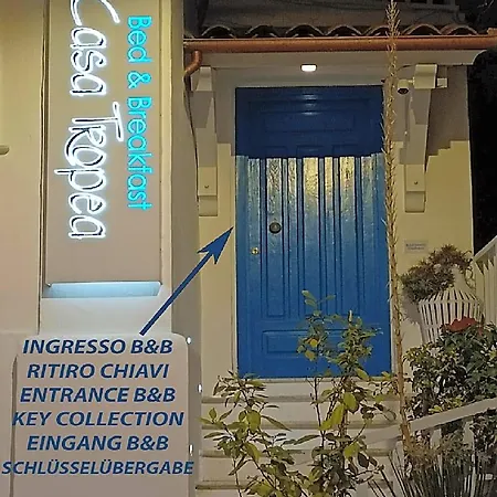 Bed & Breakfast Double Room, Air Conditioning, Bathroom, In The Center Of Calabria N6752