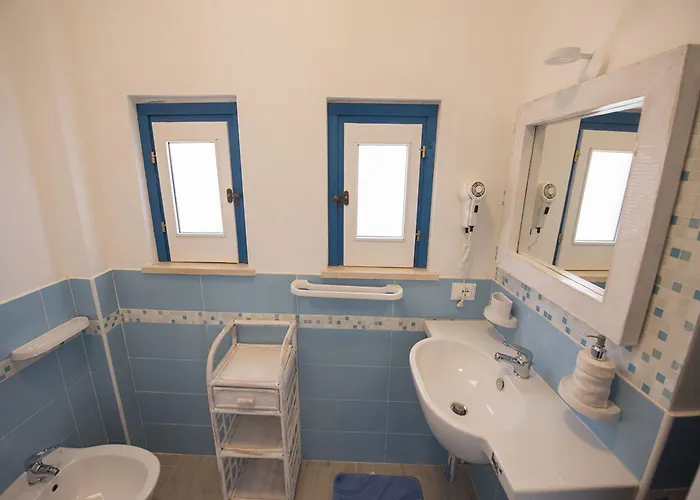 Double Room, Air Conditioning, Bathroom, In The Center Of Calabria N6752 Panzió 3*
